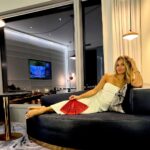 Joana Alvarenga Instagram - Buenas noches con mucho salero 💃❤️🇪🇸 W Hotel Barcelona Spain