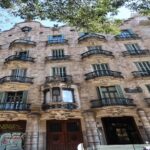 Joana Alvarenga Instagram - Bairro Gótico o meu preferido até agora 💃🇪🇸 . #gótico #bairrogotico #barcelona #espanha #cataluña #exploring #travelling Bairro Gótico - Barcelona