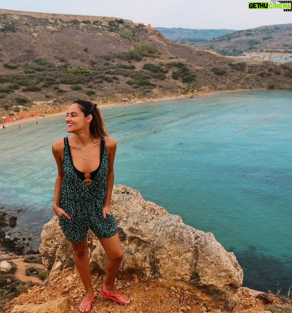 Joana Alvarenga Instagram - Golden bay, Singita Miracle Bay, Ghajn Tuffieha ⛵☀💙🇲🇹🐚🐠 . #beach #beachlife #exploring #travelling #malta #maltaisland #goldenbay #singitamiraclebeach #ghajntuffieha #islandlife #vacay #summer23 #peace #blue #love #paradise #paradiseisland #imblessed Malta
