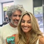 Joana Alvarenga Instagram - Dia de tratar do cabelo pós Férias no salão do meu querido @hair_stylist_nuno_de_oliveira_ @nunodeoliveira13 @andreiafptavares . #hair #hairstylist #balayage #color #blondhair #beauty #relaxtime