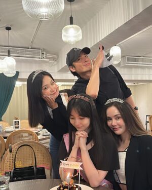 Joanne Missingham Instagram - 又長大了一歲😆謝謝大家的祝福❤️