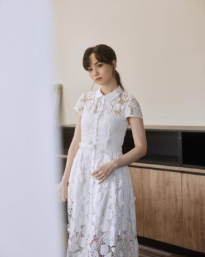 Joanne Missingham Instagram - 祝大家端午節安康❤️

👗： @selfportraittaiwan 
👠： @charleskeith_tw 
📷： @boa750818 
👩： @y_a_n_g8366 
💄： @kao_yuanyuan_makeup_artist