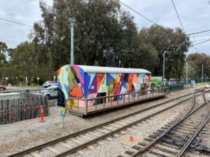 Joel Van Moore Instagram - Bringing some colour and inspiration from nature on this one from early in the year.

#vanstheomega 
#adelaidestreetart #streetartnews #tmdees