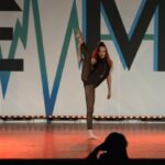 Joelle Better Instagram - 🖤💛 Choreography: @crschwartz Dancer: @officialjoellebetter Studio: @theindustrydanceacademy Convention: @revive_dance_convention can’t wait for @nationaldancehonors 💗 #officialjoellebetter