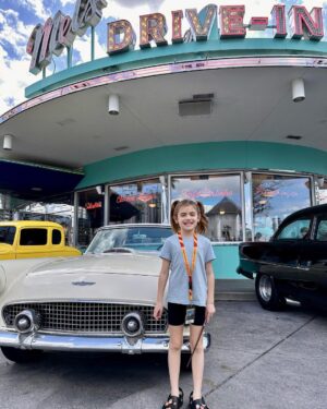 John Colaneri Instagram - Amazing day @universalorlando thank you @tori_etfamilytravel for all the memories! @colanerijenn