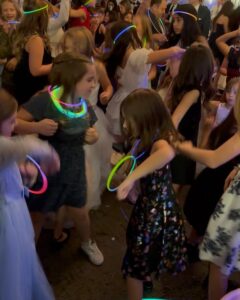 John Colaneri Instagram - Father daughter dance with my #1. ❤️😍❤️😍 #dadlife #girldad #bestnight