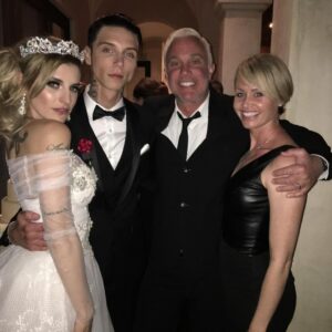 John Feldmann Instagram - Thank you @amy_feldmann for 19 beautiful years of marriage I love you more today than yesterday. The 2nd photo here is the first night we met, 8/20/96. So grateful for you and all our friends. 💍👩‍❤️‍👨🎂