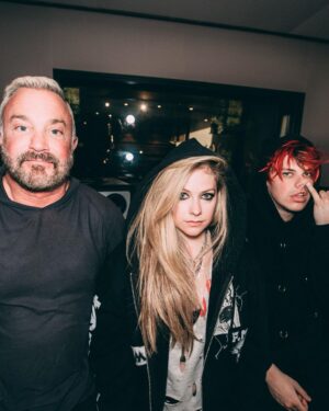 John Feldmann Instagram - Stoked to be part of this amazing song I’m A Mess! Thank you @yungblud and @avrillavigne for including me I love you both ❤️ thanks to @travisbarker @dtarecords for rocking with us!! Thx @chrisgreatti @scotstewart @dylanmclean159 @michaeljbono for helping with the track.. link in bio!