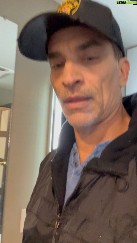 Johnathon Schaech Instagram - That thing I do... ...but to be honest. I was late twice this week. Traffic in Charlotte 🤷🏽‍♂️ And I had trouble remembering my lines in one scene on Friday. I EVENTUALLY nailed. Can't wait for everyone to see #BlueRidgeTV Please follow me and post so I can give out what we’ve captured, making #blueridgetv @imagicomm