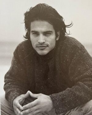 Johnathon Schaech Instagram - Japan
Another lifetime ago. Me and @cliffwatts in Japan taking photos. Creating. #photoshoot #art #fashion #fashionstyle

Who likes the long hair?