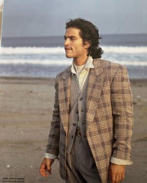 Johnathon Schaech Instagram - Japan
Another lifetime ago. Me and @cliffwatts in Japan taking photos. Creating. #photoshoot #art #fashion #fashionstyle

Who likes the long hair?