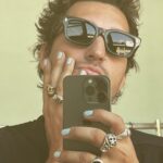 Jordan Haj Instagram - Dnes jsem dělal stylistu a tak jsem vypadal jako stylista 🐚 Cash Only Studios P8