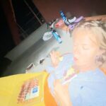 Jordan Haj Instagram - Liferoundhere ⛱️ 1 @emmasmetana_music 2 mini @emmasmetana_music 3 člověk co patří na jih 4 na světě existujou místa kde 10 letý chlapečci v restauraci na pláži nemaj v ruce mobil a hrajou karty. A taky tam existujou teenage party co si povídaj, hladí se u toho letmo po hlavě a zátylku a hrajou karty a do mobilu koukají zběžně. #somethinginthewater i guess 5 Achjo fakt.. 35let, nula zákroků, 2vě děti.. jóga a strava a genetika východoevropský ženy i guess :))) 6 kriminálník 7 Lennon učí svojí sestru ovládat moře rukou a soustředěním. Naučil jsem jí to včera, uvěřila mi, že to maká.. dnes jsem tomu začal věřit, pozorovajíc je dvě, taky. #dune 8 afterparty/movietime 9 🌰🌰🌰 10 snídaně Old School Movies
