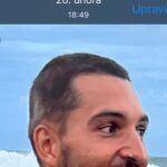 Jordan Haj Instagram - Ze 100% zarostlá ALOPECIE zítra 13:30 Q&A a livestream s Dr. Která mi to vyléčila. O léčbě co jsem absolvoval já, o tom jestli je to jistota, když to zkusíš léčit stejně, a o dalších možnostech léčby. Už delší dobu mi denodenně chodí dotazy na téma alopecie a já se snažím odpovídat svemdomitě ale vlastně na většinu otázek eridované odpovědi samozřejmě nemám. Budu zítra (neboli dnes, v pondělí 19.6.) Na kontrole u paní doktorkorky @monika_arenbergerova ve vinohradské nemocnici a poprosil jsem ji, jestli by se mnou neudělala livestream ke kterému by se mohli připojit ti, co mi píší dotazy a dostat odpovědi připmo od ní. zkusím to tu pak uložit s co nejobsáhlejším pokrytím toho jak jsem to k současnému úspěchu(snad na co nejdéle trvajícímu) absolvoval pod jejím dozorem a péčí já.