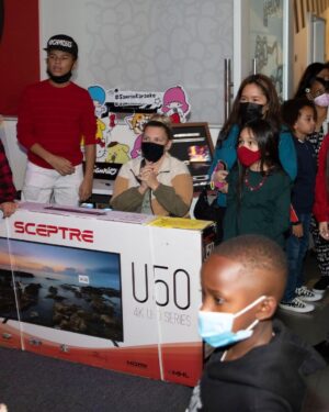 Journey Christine Instagram - My heart is FULL. My 1st Toy Drive benefiting low-income families in Pasadena was a HUGE success. This event was extra special for me, because 6 years ago, my family was one of the recipients on  @salvationarmypasadena ‘s list. They blessed my siblings and I with toys that Christmas. We are humbled and forever grateful for Pasadena Salvation Army and other organizations that serve families in need. God has enabled us to pay it forward and we are blessed by doing so. 

Thank you to all our generous sponsors who partnered with us to make this event happen, and to all my besties for donating toys or money. Together, we collected over 160 toys to be distributed to children in Pasadena. WOW. Extra shout out to @energy_karaoke_ for the amazing venue. Everyone had a BLAST. Also to @lleyttuug for DJing and keeping our lounge area LIT. Finally, special thanks to Senator @markrmaynard for attending. We appreciate your support. 

Merry Christmas and Happy Holidays! 

XO 
Journey Christine