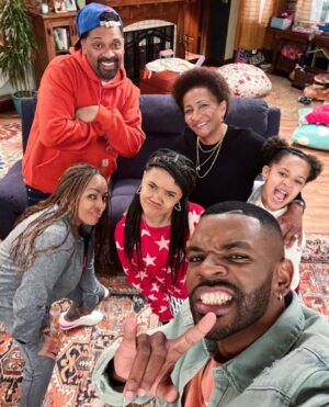 Journey Christine Instagram - I love my Upshaws family. We have been having so much fun shooting season 2. I can’t wait for you all to see it. 
📷: @jermellesimon 
#theupshaws