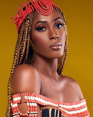 Julia Samantha Edima Instagram - N  e  w  w  e  e  k 

Every  new week  is a challenge, are you ready to take it up ? 

 
  Caption : @krys_mvogo_studio 
  MU : @andrea_anastasie 

#missworldcameroon2022 #yourmentalyourbeauty #jusafo #invincible
#queen #beautywithapurpose #Cameroon