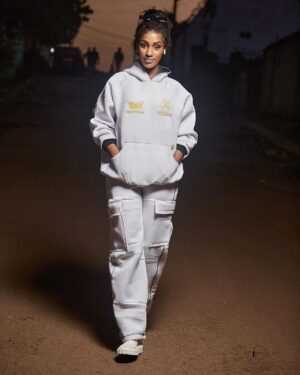 Julia Samantha Edima Instagram - Uniforms in which the Miss World Cameroon 2023 fan club will glow, when you see you know it ❤️

Yaounde: Mathias (+237 6 57 02 36 04)
 Veronique (+237 6 57 79 48 42)

Douala: Gaelle (+237 6 97 20 44 63)
 Killroy (+237 6 93 58 78 50)