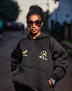 Julia Samantha Edima Instagram - Uniforms in which the Miss World Cameroon 2023 fan club will glow, when you see you know it ❤️

Yaounde: Mathias (+237 6 57 02 36 04)
 Veronique (+237 6 57 79 48 42)

Douala: Gaelle (+237 6 97 20 44 63)
 Killroy (+237 6 93 58 78 50)