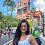 Juliette Instagram - Quem é essa turista feliz?! Deixa ela! @disneyworld.brasil, muito obrigada pelo convite ❤️ #disneyworldbrasil Hollywood Studios