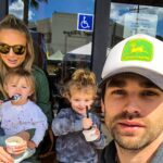 Justin Gaston Instagram - ICE CREAAAAAAM!
