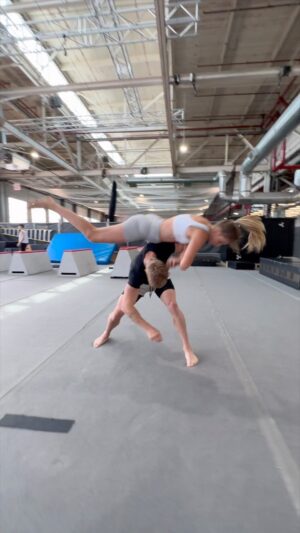 Justin Howell Instagram - Do you think this move would work ? :p 

@stuntjustin vs @aurelia_agel 
🎥 @actionjacksonr 
At @themonkeyvault 
#stunt #performance #boxing #stuntwomanintraining #training #trainingday #boxingtraining #motivation #determination #kicks #mma #martialarts #martialartist