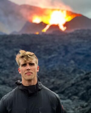 Justin Howell Instagram - Mordor 🌋 Iceland 🇮🇸 
📸 @mich.todorovic 🙏🏼
.
@canadagoose 
.⁣
.⁣
.⁣
.⁣
#activevolcano #flight #iceland #icelandic #icelandscape #icelandtravel #icelandtrip #iceland🇮🇸 #kinobody #landscapephotography #masterchief #stuntman #stunts #titans #traveltheworld #vacation #vacation2020 #vacationmode #vacations #vacationtime #vacationvibes #visiticeland #volcano