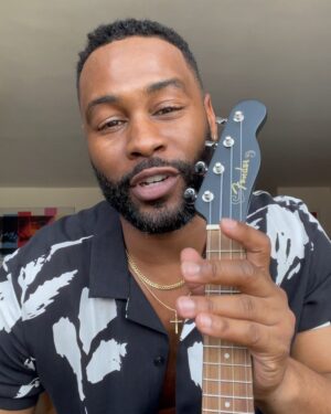 Justin Marcel McManus Instagram - Just a black dude and his Ukulele 🤣.. Day 1 , those who know me I can’t sit still so this is my new thing now lol .. let the jokes begin 🤷🏾‍♂️
.
#ukulele #fender