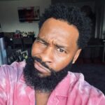 Justin Marcel McManus Instagram - The urge to grow this beard back out man… 🤔🤔🤔 . #happyfriday #✌🏾 Harlem New York