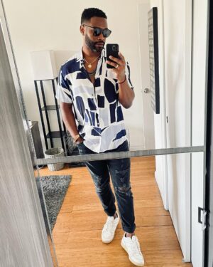 Justin Marcel McManus Instagram - ✌🏾 and LOVE happy Friday! 
.
#blessings #happyfriday