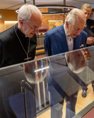 Justin Welby Instagram - It was a huge honour to welcome His Majesty The King to @lampallib today to meet with faith leaders from across the UK as part of #InterFaithWeek. 
 
These are challenging times for faith communities in the UK, particularly with the devastating war in the Middle East. The King’s visit was a wonderful encouragement to remain united in partnership and friendship – as many people of faith are doing across the country. 
 
Jesus calls us to be peacemakers, and that is especially important right now. I hope this visit by the King inspires @thechurchofengland to continue in our calling to love our neighbours and help bring communities together. 

Read more at the link in bio.