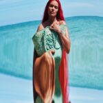 KAROL G Instagram - @loewe Paula’s Ibiza 2023 🌞@jonathan.anderson ILoveUuuu // Mi primera campaña 🥹🥹🥹 📸 By @graysorrenti 🍓