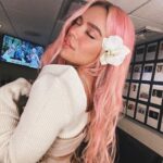 KAROL G Instagram - 🌸🌸🌸🕊️ que linda 🥹