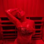 KAROL G Instagram - La última es mi favorita porque estaba grabando algo que estoy loca porque vean pero que falta mucho para que pase 🥹🌺🌊🌞 Cual es tu favoritaaaaa pues !???? ✨✨✨✨✨✨✨✨✨✨✨✨ 13