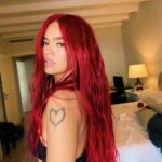 KAROL G Instagram - 🍒 🍒🍄🌹🍄🍄🎒🍎🍎🍒🍒🌹🍒🍒🍒🍒🍒🧨🍒🍒🍄🍒🌹🍄🍄🩸🩸🩸🍒🍒🍒🍒🍒🍒🍒🍄🍄🧨🍄🍄🍄🍒🍒🍒🌹🍄🍄🍄🧨🍒🎒🍄🍄 🌙