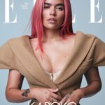 KAROL G Instagram – Estos días han sido locos, lindos, especiales y las bendiciones y las oportunidades no dejan de llegar 🤍🌸 Gracias @elleusa por esta invitación para ser la portada, por estas fotos tan lindas, por la admiración y el respeto y por este día que disfrutamos tanto 💕 Pdta: foto 8 MI FAVORITA! Y la tuya??? 

Editor-in-Chief: @ninagarcia
Photographer: @zoeygrossman
Stylist: @alexwhiteedits
Hair: @evaniefrausto
Makeup: @yumilee_mua