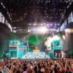 KAROL G Instagram - 6 meses de trabajo se me fueron como en 5 minutos pero fue más increibleeeeee de lo que algún día imagineeeee ❤️‍🩹❤️‍🩹❤️‍🩹❤️‍🩹❤️‍🩹 GRACIAS POR EL AMOR A TODOS !!! Gracias @tiesto hasta yo enloquecí cuando saliste 🔥 Gracias mamiii @iambeckyg Brillaste como nuncaaa!!! 👑 En nombre de los Latinos rompimos ayer en COACHELLA 🥺 pdta: Para ti Colombia 🇨🇴⭐️⭐️⭐️⭐️⭐️⭐️⭐️⭐️⭐️⭐️⭐️⭐️⭐️⭐️⭐️⭐️⭐️ Magic Perfum