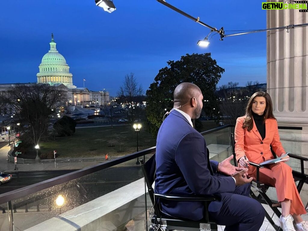 Kaitlan Collins Instagram - Now hiring: a House Speaker. (📷: @dmjudd4) Capitol Hill