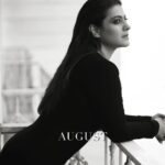 Kajol Instagram - Cue the confetti, it's time to bid farewell to 2023 with a bang! 🎆✌️ #outwithabang #hello2024
