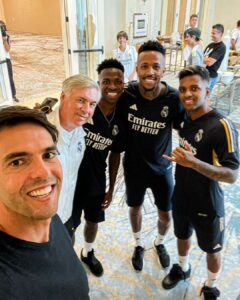 Kaká Instagram - This reunion 😍 🤩 ¡Menudo reencuentro! #RealMadridOnTour Orlando