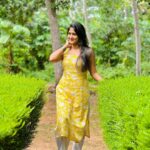 Kalyani Anil Instagram - YeLLov 💛🌼 📸 @_.swathy_saji._ 🫂 Mar Ivanios College