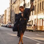 Kamila Rundusová Instagram - Nejbarevnější CESTA je pokřtěná💫 Děkuju @berkyofficial , kterého den před mým křtem napadl geniální nápad ušít mi ku příležitosti šaty! Přijel, změřil, ušil. Je to bůh! Děkuji všem, kdo se zastavili, přišli mě podpořit a obejmout… děkuju @roam.cz za poskytnutí božího prostoru, @paprika_bistroandbar a @bacilliarefriends za super občerstvení a @garage22.cz za vyladěný drinky a všem médiím a novinářům za účast🖤 Videa z akce ve stories! Photos by one & only @adelabellini