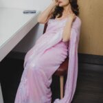 Kangna Sharma Instagram - Kuch kahna hai? Makeup&hair by very talented girl @richmakeupartistry U are amazing Babe ❤️