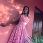 Kanmani Manoharan Instagram - #kanmanimanoharan✨ I like my shadow, it reminds me that I exist 💯 just look at my background wall it’s reflection of sunlight and trees then I understand nature is the best art ❣️ Customised outfit @f2f_designerboutique merry Christmas everyone ❣️ #kanmanimanoharan✨ #nature #beautiful #colourful #purelove #art #peace #positivity #sunshine🌞🌞🌞