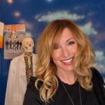 Kari Byron Instagram - TGIF from my studio! I am so grateful to be part of @nationalstemfestival Projects are being scored now! I can’t wait to see the results. #Mythbusters gave the opportunity to become an advocate for critical thinking and STEM education. @explr_media has taken this passion and made it global with real world and relevant digital storytelling. I just want to say thank you. #supporteducation #stem #supportteachers @jennybuccos