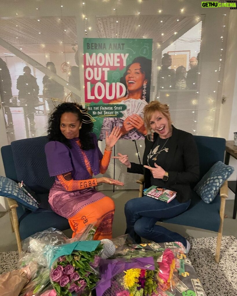 Kari Byron Instagram - Tonight was so great. I interviewed Berna Anat about her book, #MoneyOutLoud. @heyberna is the only person I have seen bring an audience to tears and laughter talking about financial literacy. 💰💵🤑👑 #bayarea #money #finacialfreedom #finacialliteracy #financialempowerment #book #womenentrepreneurs
