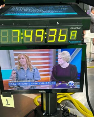 Kari Byron Instagram - Did you see @jennybuccos and I on @abc7newsbayarea this morning?! @reggieaqui is so fun. Hometown press is the best.
@explr @nationalstemfestival #stem #stemeducation
#sciencefair #california #siliconvalley