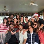 Karisma Kapoor Instagram – Hope you all had a wonderful Christmas ❤️🎅🏼🎄
 
Missed a few who couldn’t make it today 🤗✨