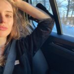 Katherine Langford Instagram - Signing off early...see you in the new year ❤️ Sweden