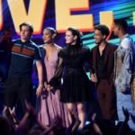 Katherine Langford Instagram - You beauties have spoken! 🏆 Thankyou so much for voting @lovesimonmovie as best comedy movie for teen choice! So proud of this film and this generation, and excited for more films like this to be made 🙏🌈✨